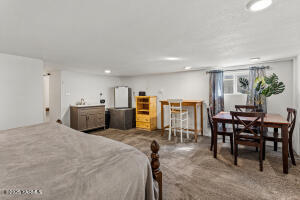 2071 Selah Loop Rd Property Photo 16