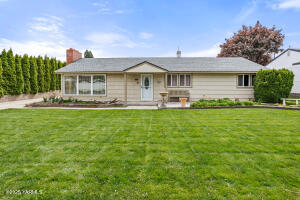 4404 Benjamin Dr Property Photo 1