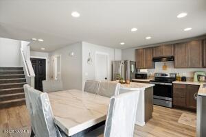 510 Chinook Winds Ln Property Photo 8