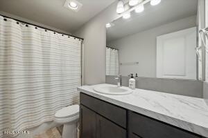 510 Chinook Winds Ln Property Photo 20