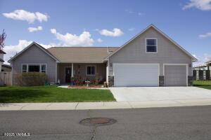 408 93rd Ave Property Photo