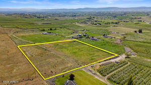 440 Yule Rd Property Photo 1