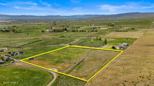 440 Yule Rd Property Photo 7