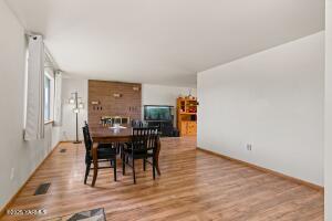 4805 Bristol Way Property Photo 5