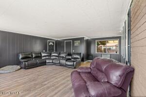 4805 Bristol Way Property Photo 13