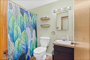 4805 Bristol Way Property Photo 20