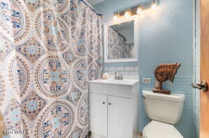 914 36th Ave Property Photo 12