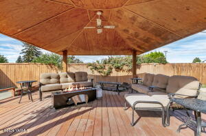 914 36th Ave Property Photo 15