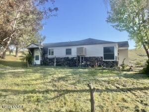 2090 Konnowac Pass Rd Property Photo
