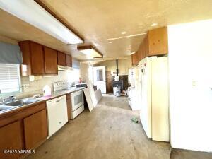 2090 Konnowac Pass Rd Property Photo 2