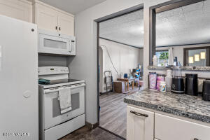 622 Fair Ave Property Photo 5