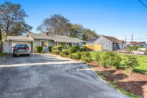 1510 Hathaway St Property Photo