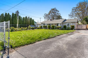 1510 Hathaway St Property Photo 4