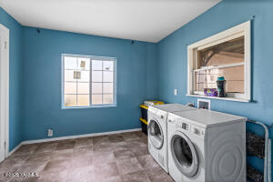 1510 Hathaway St Property Photo 12