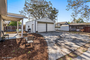 1510 Hathaway St Property Photo 22