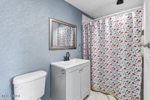 1409 Queen Ave Property Photo 4