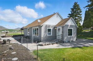 111 Wilson Rd Property Photo 1