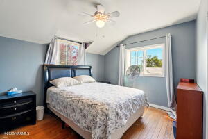 213 Jadwin Ave Property Photo 23