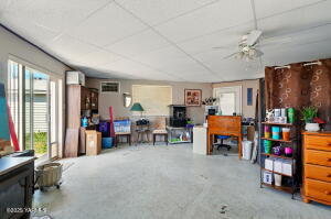 213 Jadwin Ave Property Photo 32