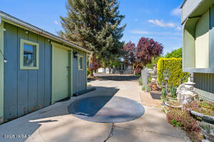 7610 Nob Hill Blvd Property Photo 3