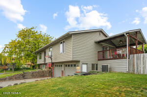 209 39th Ave Property Photo 4
