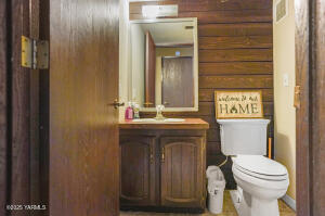 209 39th Ave Property Photo 42