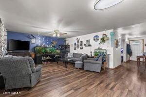 7501 Glacier Way Property Photo 8