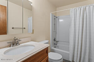310 28th Ave Property Photo 20
