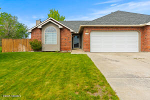 2 74th Ave Property Photo 1