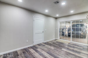 4003 Emma Ln Property Photo 16