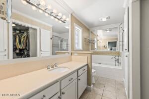 7206 Englewood Ave Property Photo 38