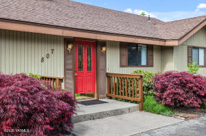 807 Ridgeview Ave Property Photo 7