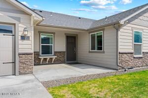 2 12th Lp Property Photo 2