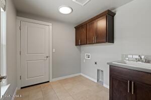 2 12th Lp Property Photo 17