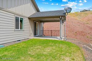 2 12th Lp Property Photo 18