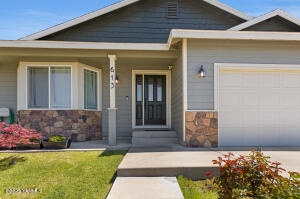 613 Iler St Property Photo 4