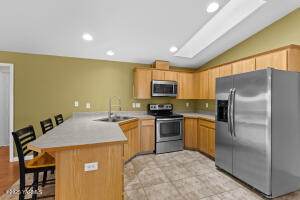 613 Iler St Property Photo 11