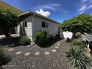 6 Leisure Hill Dr Property Photo 2