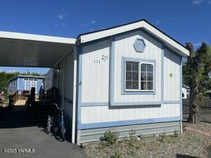 8301 Tieton Dr Property Photo 1