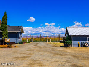 175001 King Tull Rd Property Photo 5