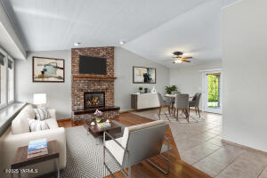 103 77th Ave Property Photo 6
