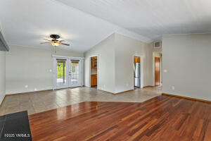 103 77th Ave Property Photo 10