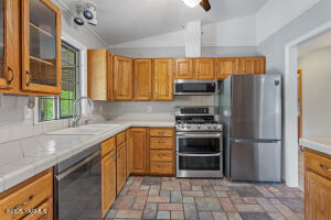 103 77th Ave Property Photo 12