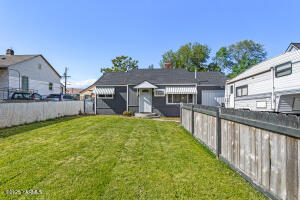 1523 Roosevelt Ave Property Photo 2