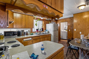 1523 Roosevelt Ave Property Photo 7