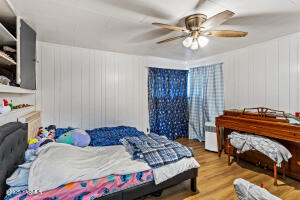 1523 Roosevelt Ave Property Photo 9