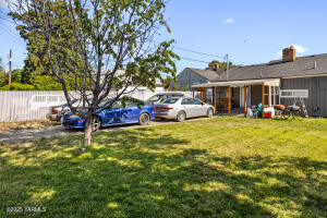 1523 Roosevelt Ave Property Photo 15
