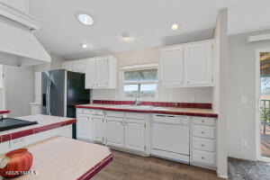 246 Latigo Ln Property Photo 4