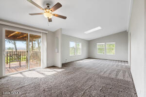246 Latigo Ln Property Photo 12