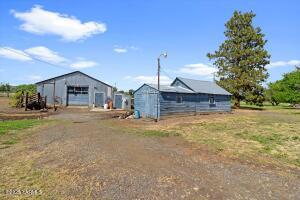 12805 Rutherford Rd Property Photo 14